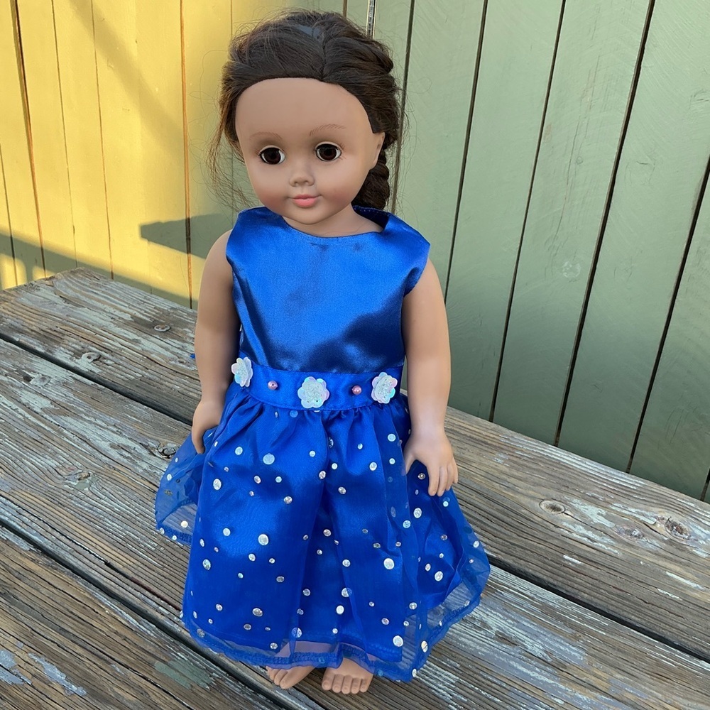 Alexander Doll Co 2024 18’ Inches Hair Dark Brown Eyes Open/Close - Picture 3 of 16